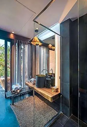 Sanna Ubud A Pramana Experience テガララン